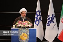 امام جمعه تبریز: محتوای اکثر برنامه‌های صدا و سیما یکسان و تکراری است