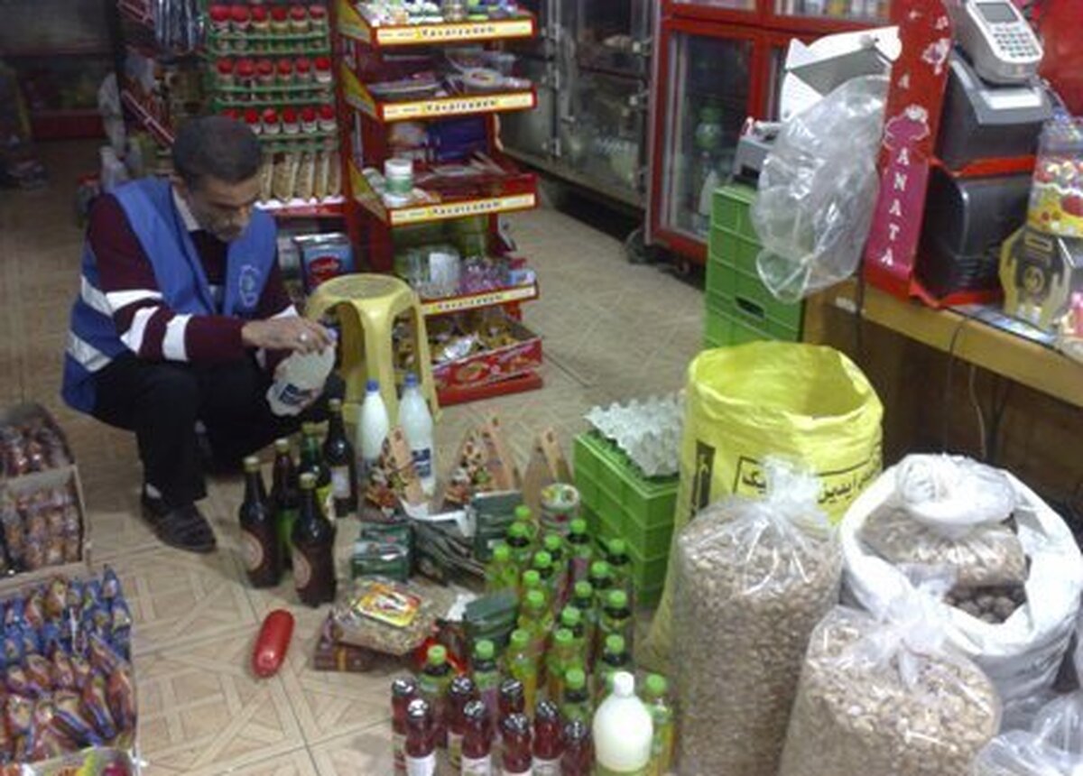 ۱۷ هزار بازرسی و کشف ۱۰ هزار قلم کالای فاسد در ارومیه