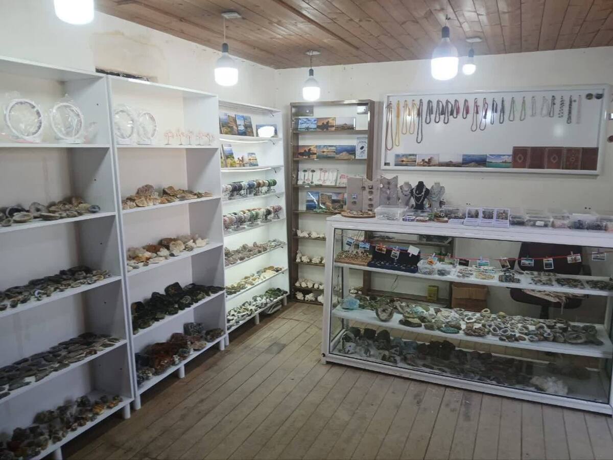 ۲ هزار گردشگر از نمایشگاه صنایع&zwnj;دستی مجموعه میراث جهانی تخت سلیمان تکاب دیدن کردند