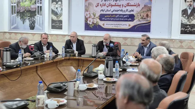 کانون‌های بازنشستگی باید به مرجع پیگیری مطالبات این قشر تبدیل شوند