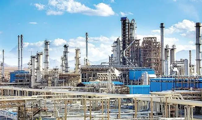 استخدام جدید پالایشگاه و پتروشیمی شازند؛ ۴۵۸ فرصت شغلی برای جوانان بومی