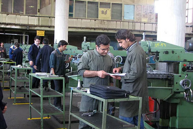 انعقاد قرارداد راه‌اندازی ۱۳ هنرستان جوار صنعت در همدان