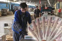 چرخ زندگی این کارگران می‌چرخد ولی...