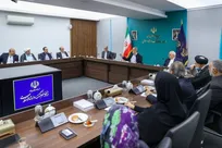 آمادگی دولت برای واگذاری مسئولیت به افراد شایسته / انتقاد رئیس جمهور از نبود شفافیت در نظام تولیدات فرهنگی کشور