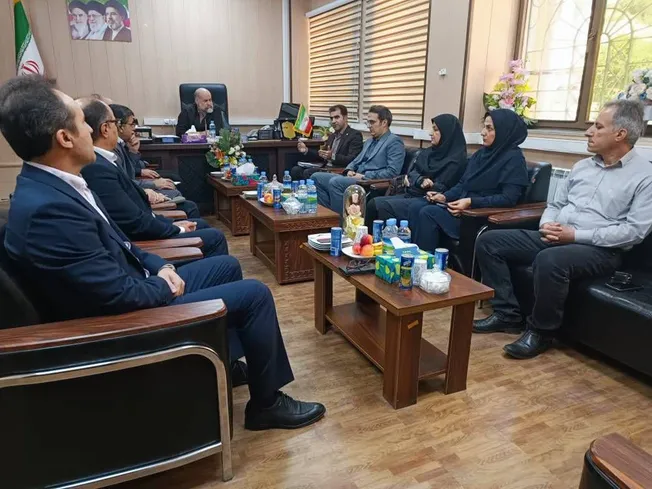 جامعه نخبگانی برای حل مسائل استان راهکار‌های علمی و عملی ارائه کند