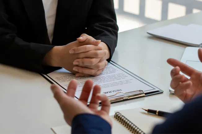 چرا حتی با داشتن رزومه خوب استخدام نمی‌شوید؟/فقط به یک سایت کاریابی اکتفا نکنید