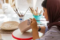 استقبال دختران جوان از هنر سرامیک