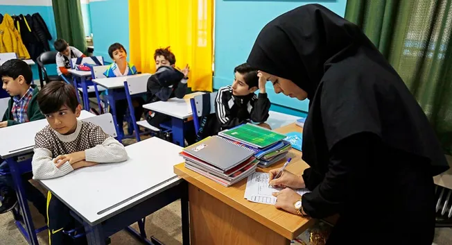برنامه جذب معلم و توانمندی معلمان در آموزش و پرورش
