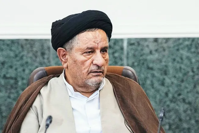 لزوم بازنگری در آیین نامه های استخدامی و سیاست بومی گزینی با نگاه عدالت محور