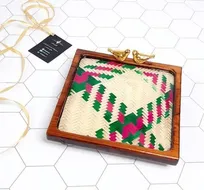 بانوی کارآفرین بافقی و رویای اشاعه رزین