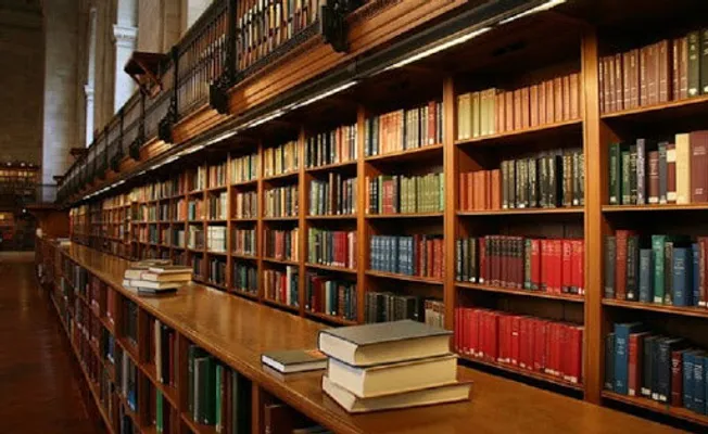استخدام کتابدار در کتابخانه‌های عمومی ۳ استان کشور