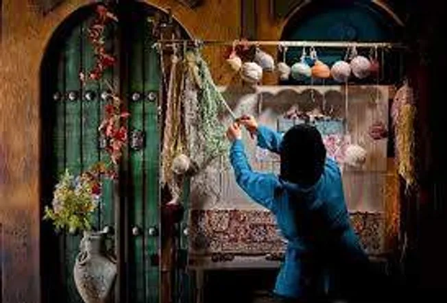 اجرای ۱۲۳ طرح اشتغال‌زایی در حوزه‌های صنایع دستی و فرش در استان تهران