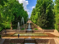 کرمان می‌تواند استان 