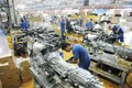 اعتراف به تخلف در نظام پیمانکاری کافی نیست؛ حقوق نیروهای شرکتی باید جبران شود