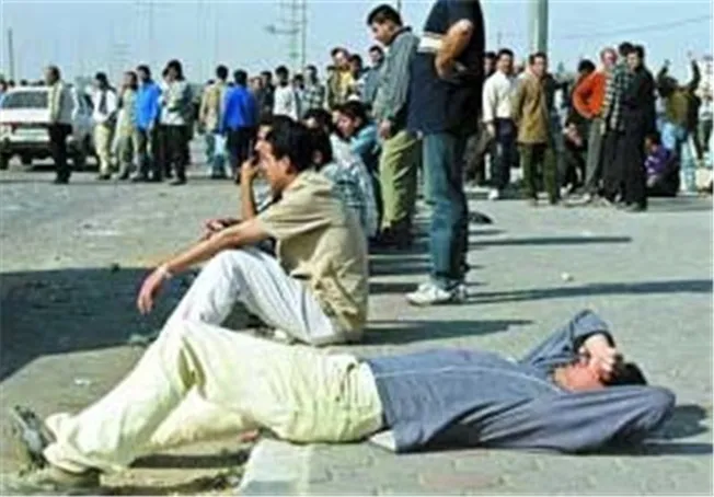 جوانان زنجانی پشت درِ اشتغال