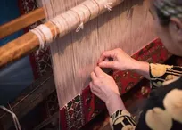 دردسر‌های یک زن قالیباف با بیماری‌های جسمی فراوان/ ۲۳ سال حق بیمه دادم حالا برای بازنشستگی ۱۵۰ میلیون تومان اضافه می‌خواهند!