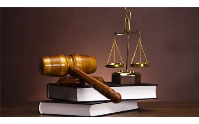 تمدید مهلت ثبت‌نام آزمون متقاضیان اخذ پروانه وکالت