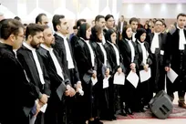 گزارشی از بلاتکلیفی پذیرفته‌شده‌های آزمون وکالت که ماه‌هاست پشت درِ «تأیید» مانده‌اند