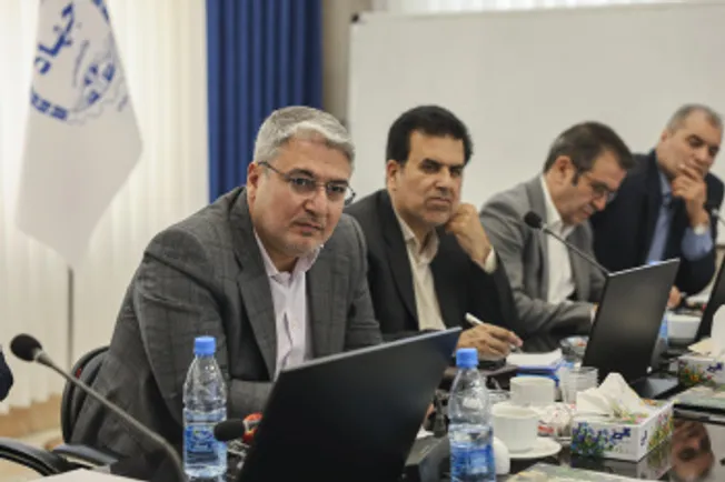 پیشنهاد تشکیل اتاق فکر توسعه صنعت در خراسان رضوی برای عبور از سیاست‌گذاری‌های سنتی