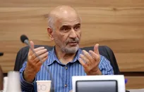 اشتغال در سایه تنگنای تولید؛ هشدار مومنی درباره بیکاری پنهان و مهاجرت نیروی تحصیل‌کرده