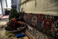چتر بیمه بر سر ۱۵۰ هزار قالیباف/توسعه پوشش نیازمند تخصیص اعتبار است