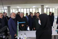 وجود ظرفیت اشتغال هزار و ۵۰۰ نفر در کارخانه پوشش گیلان