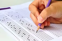 رقابت بیش از ۹۸ داوطلب در آزمون استخدامی ثبت اسناد و املاک در قم