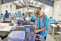 اشتغال ۲ هزار و ۳۸ زندانی در استان مرکزی/۲۵۶ زندانی با ارفاقات قانونی و کمک خیرین آزاد شدند