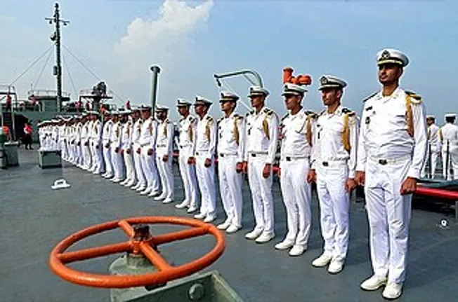 اطلاعیه استخدام دانشگاه افسری نیروی دریایی ارتش