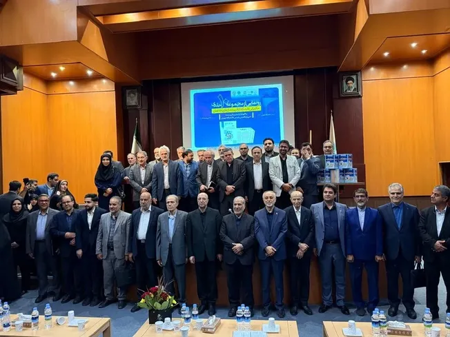 مجموعه ۱۰ جلدی «حکمرانی دانشگاه کارآفرینانه؛ از نظریه تا عمل» رونمایی شد