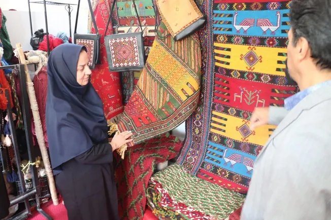 افتتاح نمایشگاه مشاغل خانگی ترمه و تموز با ۴۰۰ غرفه در بجنورد