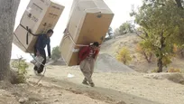 بهبود معیشت کولبران پس از سال‌ها انتظار/ مصوبه مجلس چه گره‌ای از مشکلات مرزنشینان باز خواهد کرد؟