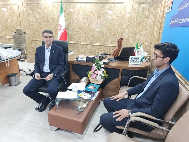 دیدار مدیر مدارس رباتیک جهاد دانشگاهی با مدیرکل آموزش و پرورش لرستان