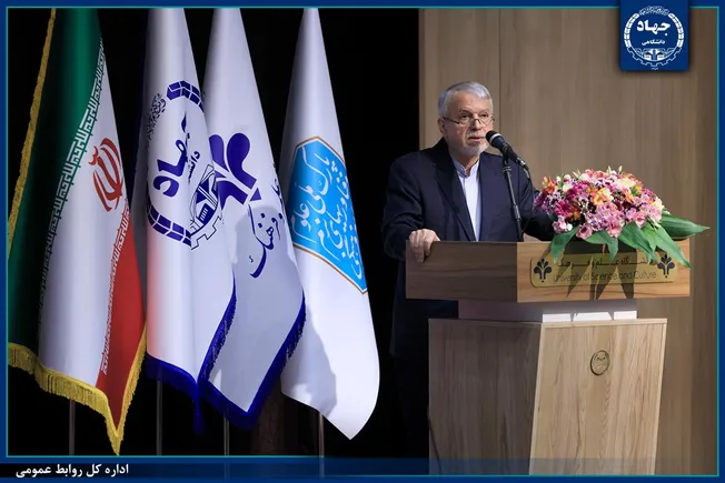 تدوین برنامه مشترک همکاری میان وزارت گردشگری و جهاددانشگاهی/ فارغ‌التحصیلان دانشگاه علم و فرهنگ در اولویت جذب وزارتخانه قرار می‌گیرند