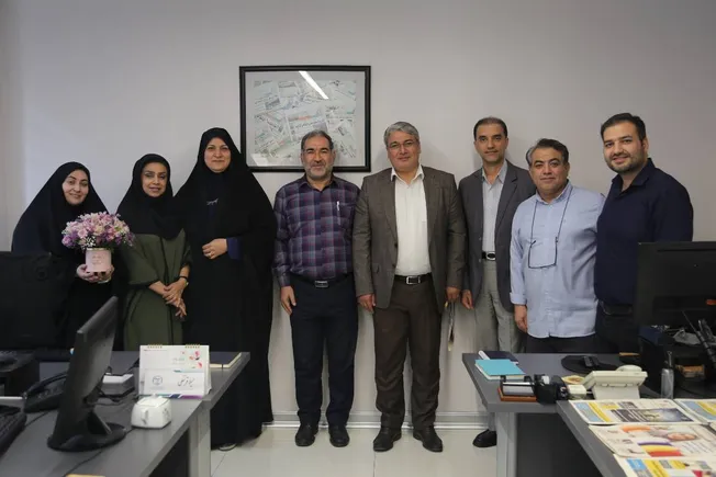 بازدید دکتر حمید صابر فرزام معاون جهاد دانشگاهی و رییس ستفا از رسانه بازارکار به مناسبت روز خبرنگار