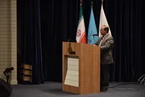 ضرورت بازنگری در دانشگاه و رشته‌های تحصیلی/مسیر علم و فناوری، مسیر اصلی رسیدن به ایران قوی است